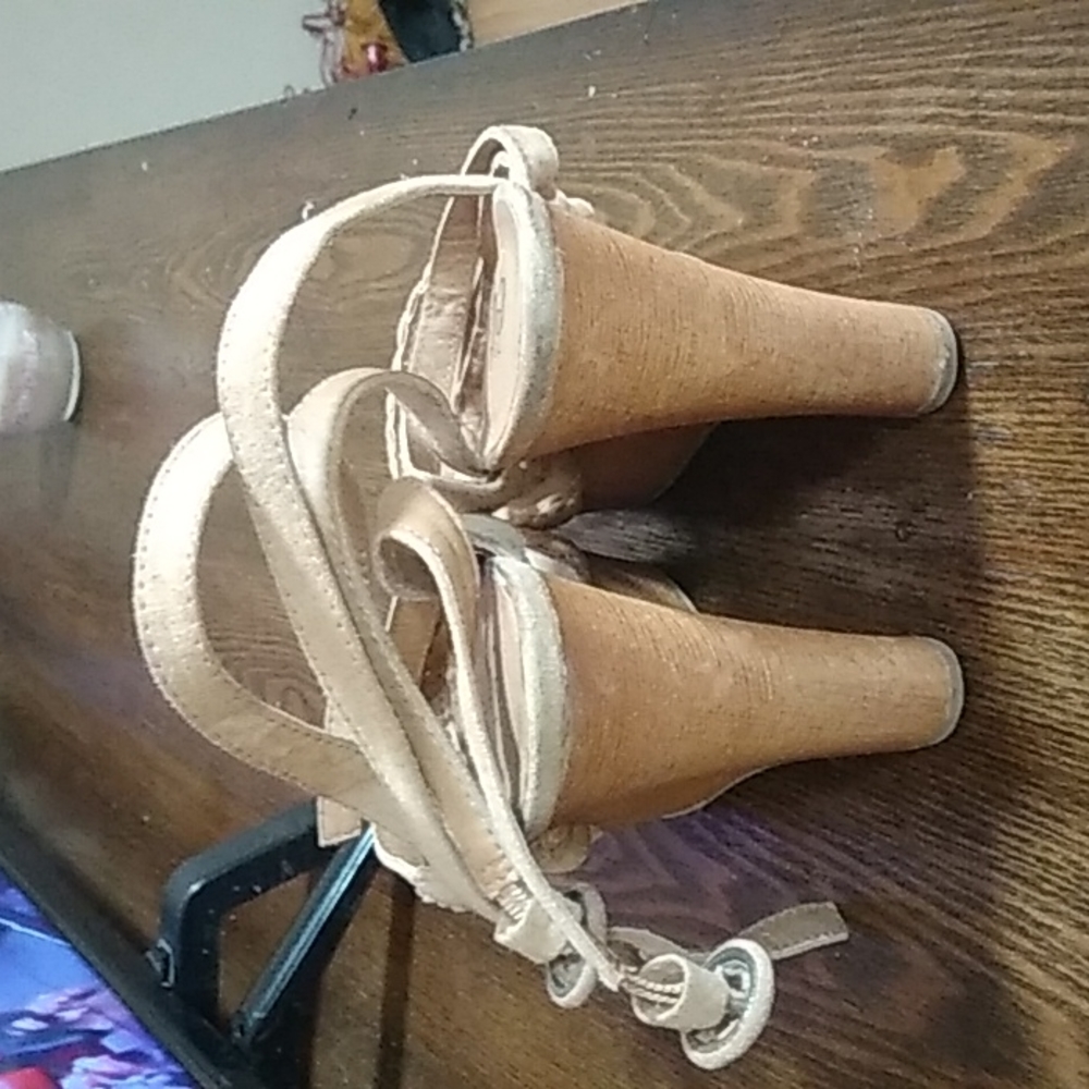 Wedges - Picture 3 of 4